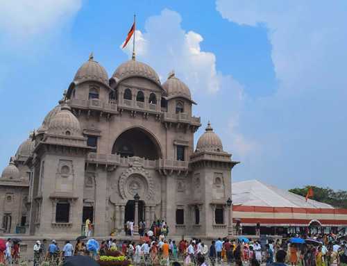 પ્રાસંગિક : રામકૃષ્ણ મિશન – એક આધ્યાત્મિક સંસ્થા : સ્વામી ભૂતેશાનંદ